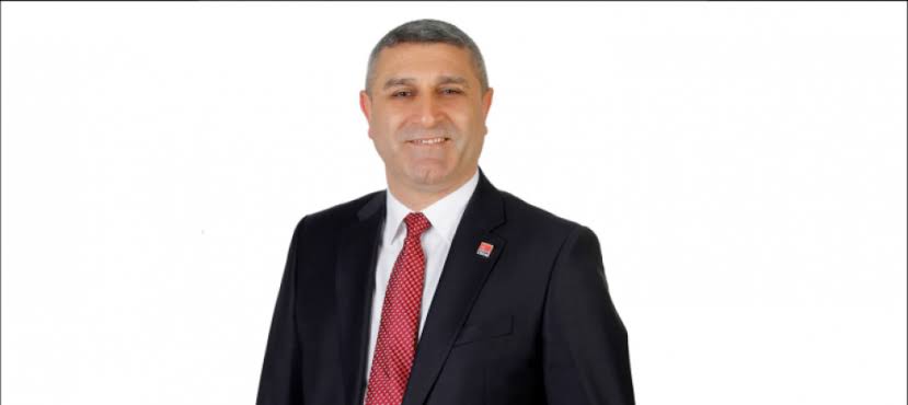Şükrü Aydemir: “Hopa’nın gençlerine umut olmak zorundayız”