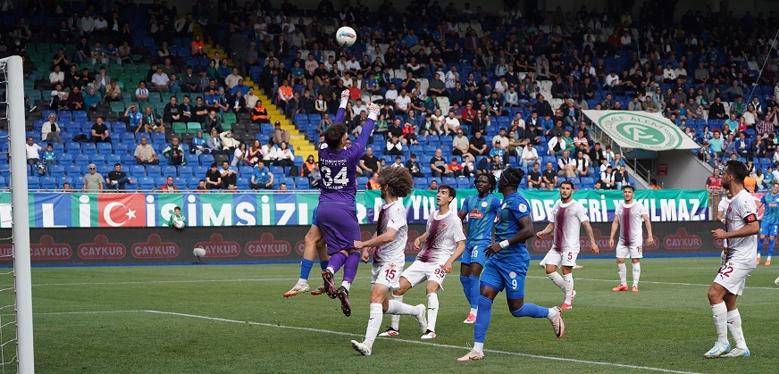 Çaykur Rizespor Sezonu Farklı Bitirdi 5-2