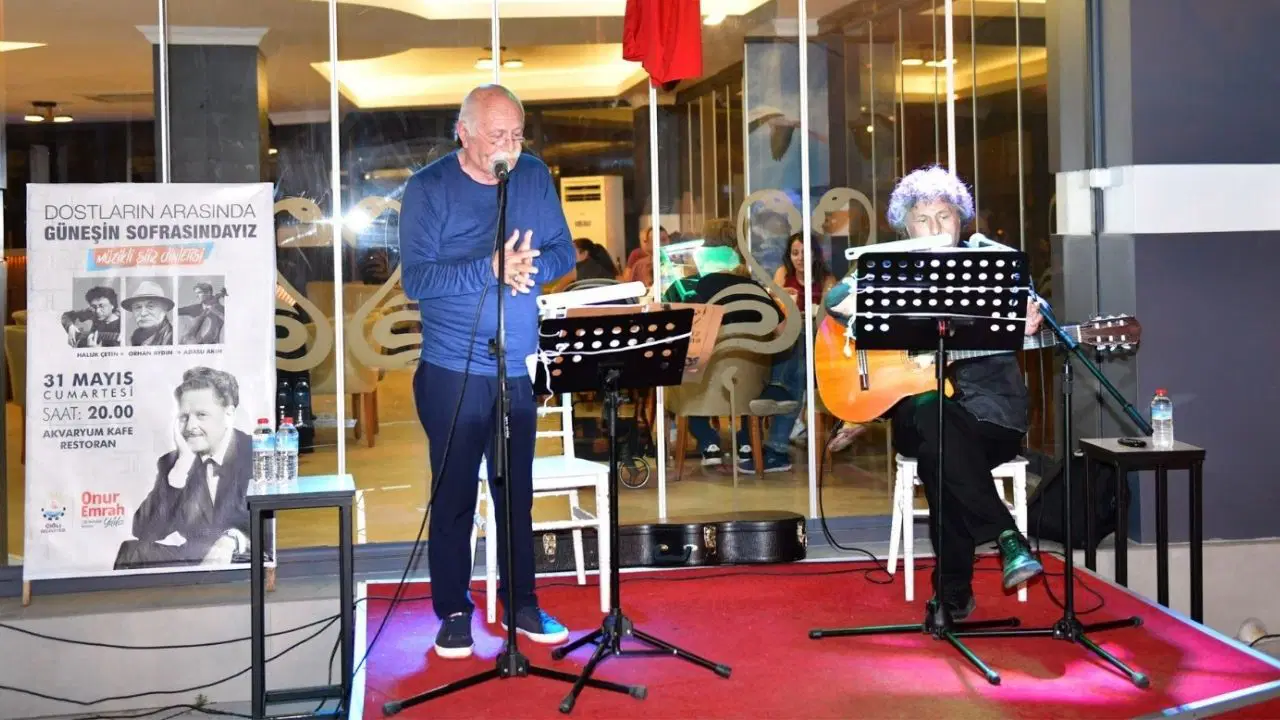 Nazım Hikmet’in dizeleri Çiğli’de yankılandı