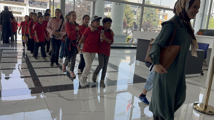 Düzce'de minik öğrencilerden 'adalet' ziyareti