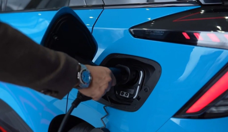 Türkiye'de elektrikli araç devrimi... Elektrikli araç sayısı 231 bini aştı