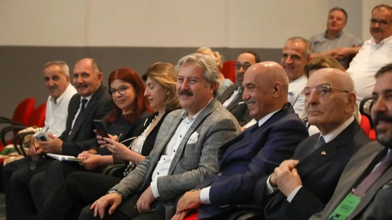 Mustafa Palancıoğlu SÜRKAD konferansında