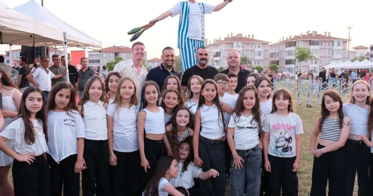 Edirne'de Uzunköprü’de çocuklar festivalde buluştu