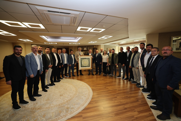 Başkan Büyükakın, Murat Aydın ve yönetimini kabul etti