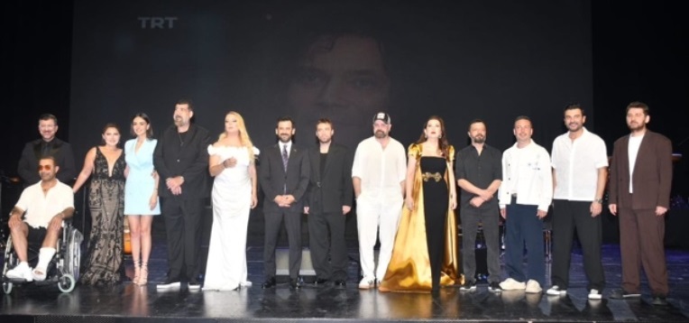 KAYAHAN VEFATININ 10. YILINDA ANILDI!