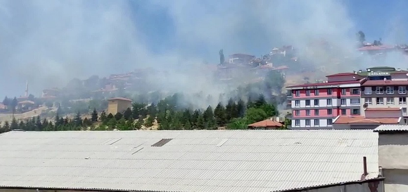 Yozgat’ta mahalle arasında çıkan yangın korkuttu