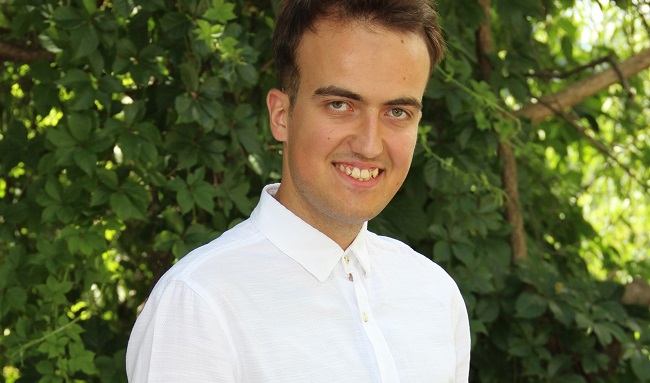 DERYA ŞEN'DEN KEMAL SUNAL PROJESİ