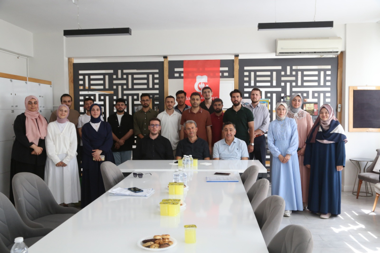 İYC Bursa'dan yaz okulu