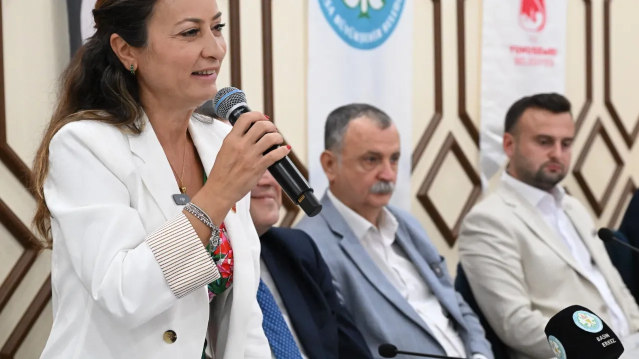 Manisa’da el ele yönetim vurgusu