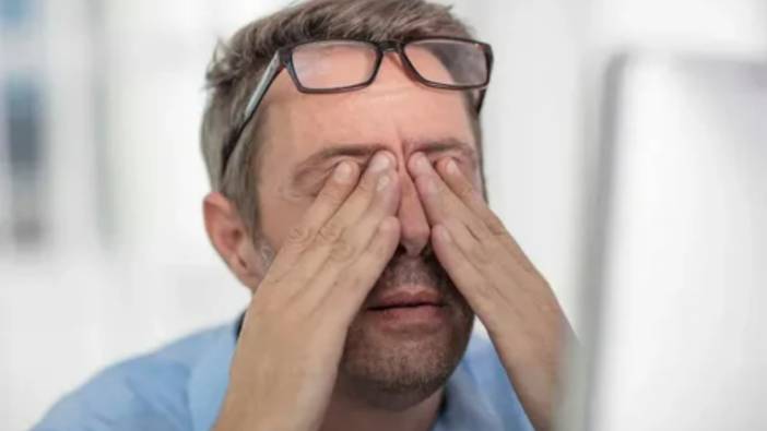 Göz seğirmesini  hafife almayın! Uzmanı uyardı