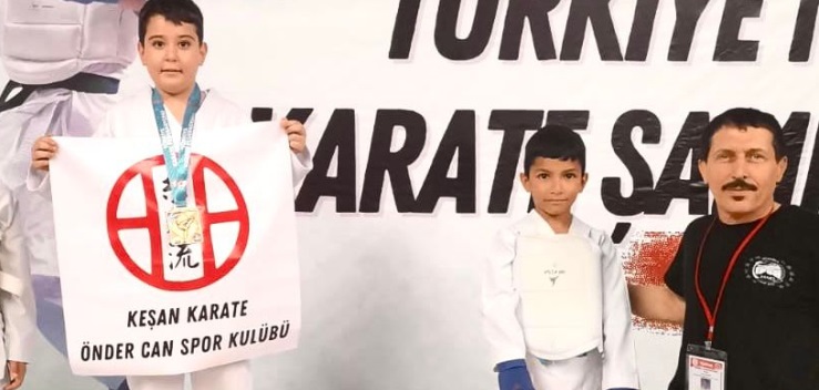 Keşanlı sporcu, Çorlu’daki yarışmada Türkiye Şampiyonu oldu