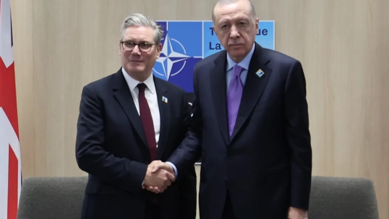 Cumhurbaşkanı Erdoğan, Starmer ile görüştü