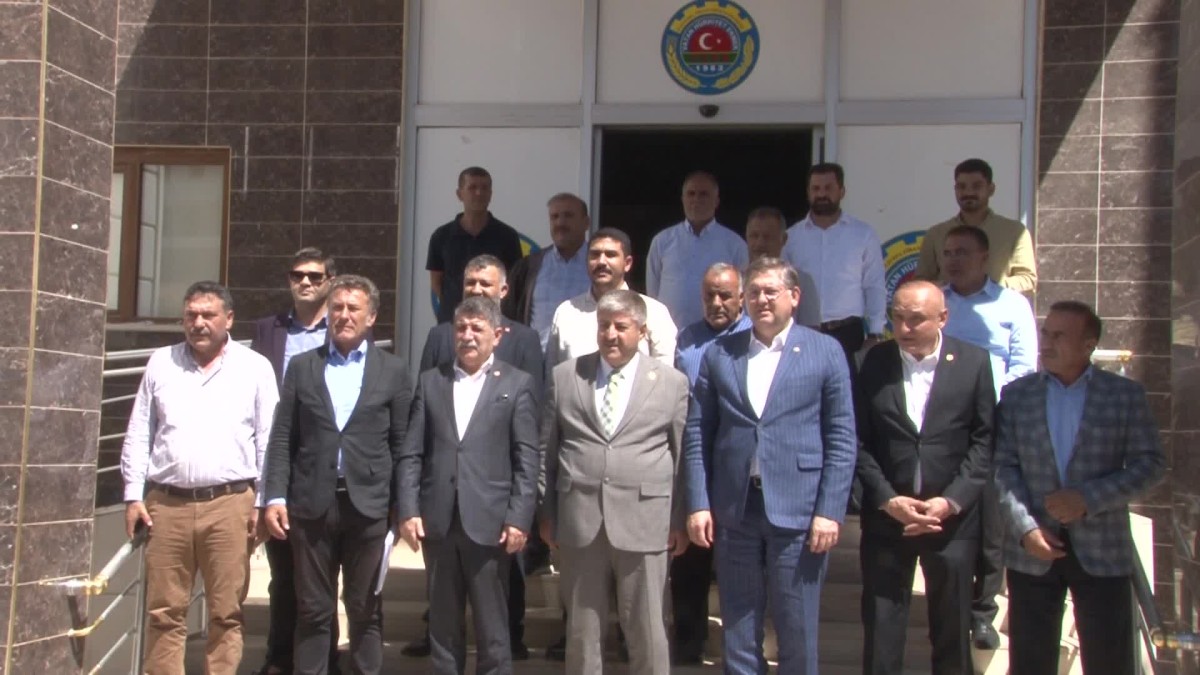 CHP'li Sarıbal: Çiftçinin acilen desteklenmesi lazım