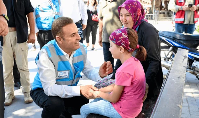 Balıkesir'de depremzedelere 'büyük' destek