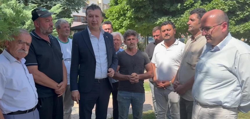 Burdurlu domates üreticisi: Bıçak kemiğe dayandı