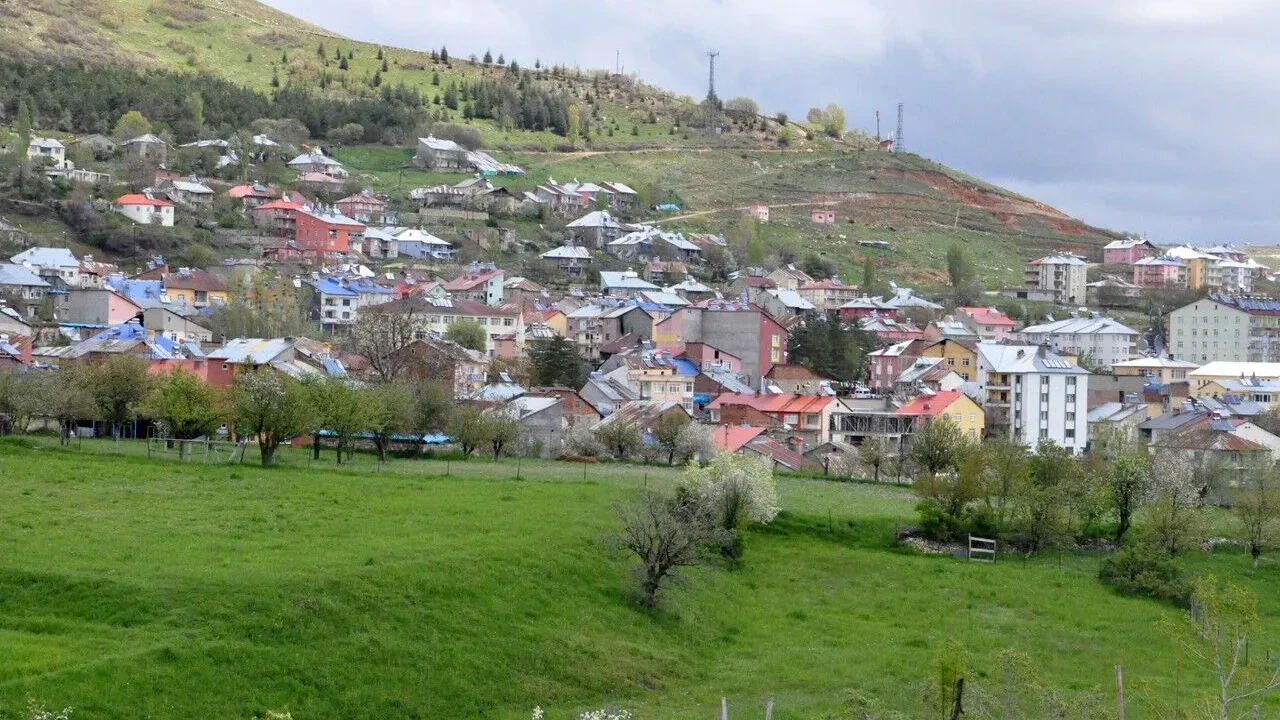 Hozat’ta Görülmesi Gereken Tarihi ve Doğal Güzellikler