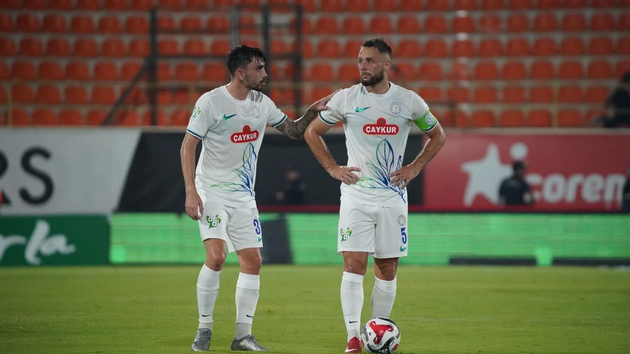 Rizespor İstatistiklerde Zirvede, Skorda Dipte: Atmaca Gol Sorununu Aşamadı