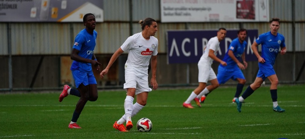 Çaykur Rizespor Dinoma Batumi’ yi 3-1 ile Geçti
