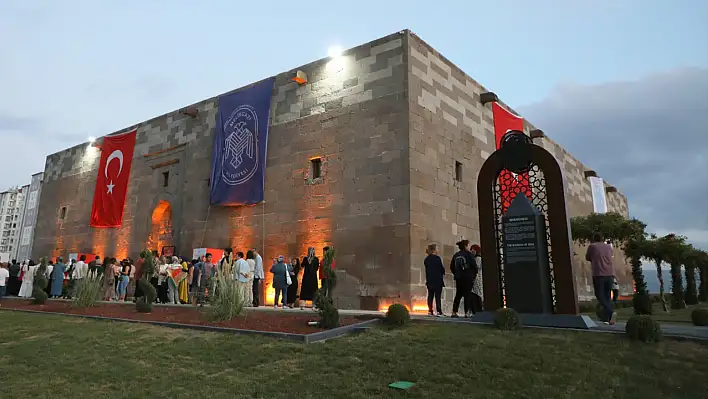 Kayseri Melikgazi'de 'Kumaştan Hikayeler Sergisi'