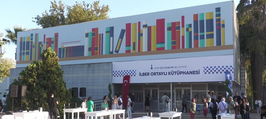 İzmir’de İlber Ortaylı Kütüphanesi açıldı