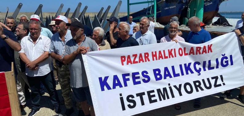 Karadeniz’de Kıyı Balıkçılığı Alarm Veriyor: “Bunu Artık İşgal Olarak Görüyoruz”