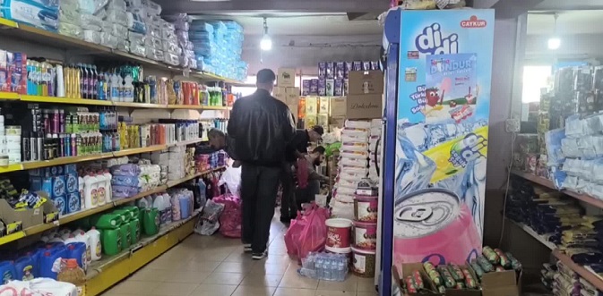 Iğdır’da esnafın tek umudu Nahçıvan'dan alışverişe gelen turistler oldu