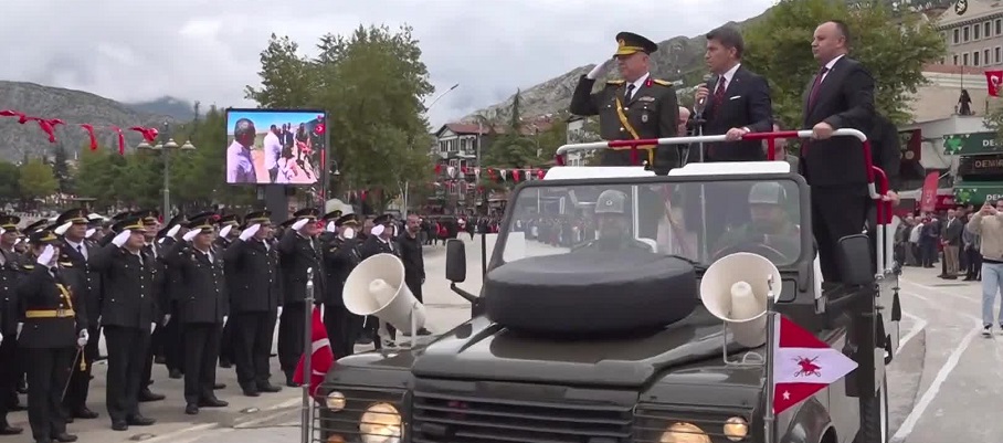 Amasya'da Cumhuriyet'in kuruluşunun 102. yılı coşkuyla kutlandı