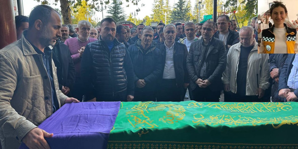 Rize’de Trafik Kazasında Yaralanan 112 Hemşiresi Nazmiye Demirel Hayatını Kaybetti