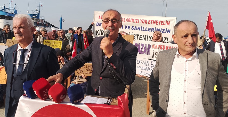 Pazar’da Kafes Balıkçılığına Karşı Direniş Sürüyor: “Bu Karar Karadeniz’in Vicdanına Vurulmuştur”