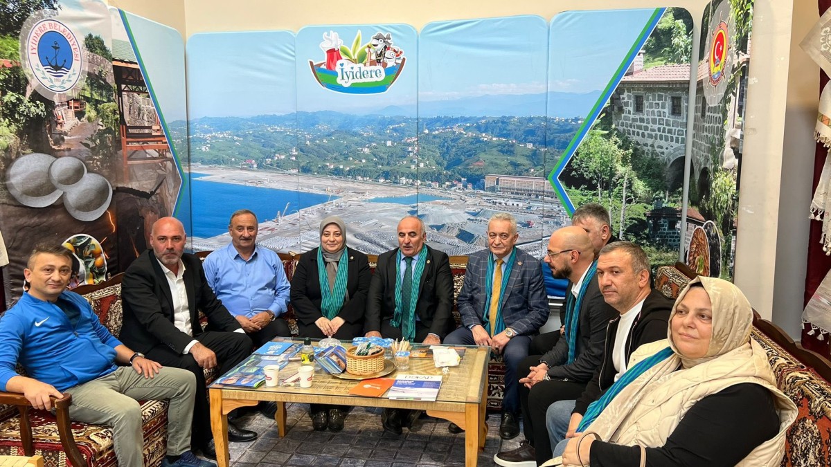 Çay Kokusu, Kemençe Ezgisi, İyidere Sevdası İstanbul’da!
