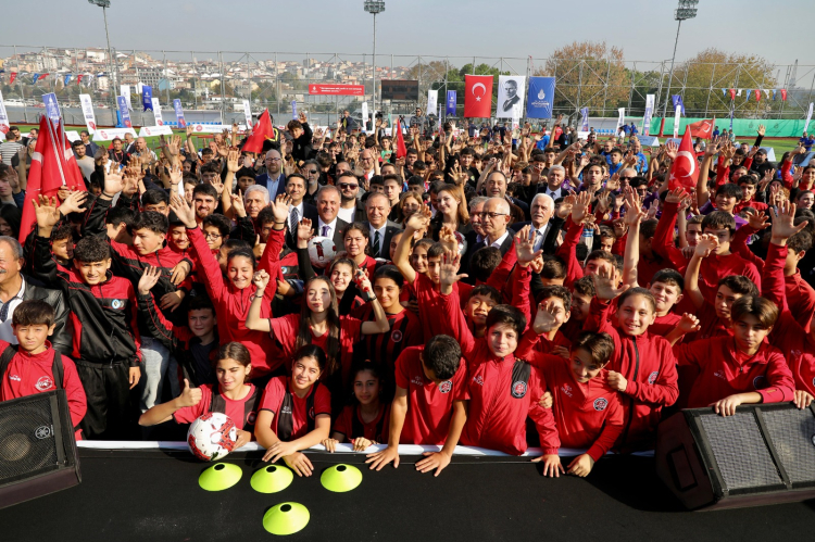 İstanbul'da Balat Spor Tesisleri'ne Büyükşehir yenilemesi
