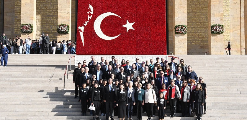Şehit Üsteğmen Hakan Özkaner Ortaokulu öğrencileri 10 Kasım’da Anıtkabir’i ziyaret etti