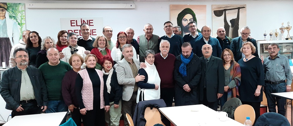 Çervatoğlu Hamburg’da: “Eşitlikçi ve Kolektif Bir Yerel Yönetim Mümkün”