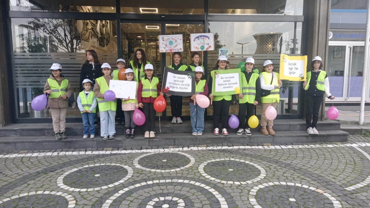 Rize Kent Konseyi Çocuk Meclisi'nden 20 Eylül Çocuk Hakları Günü Etkinliği