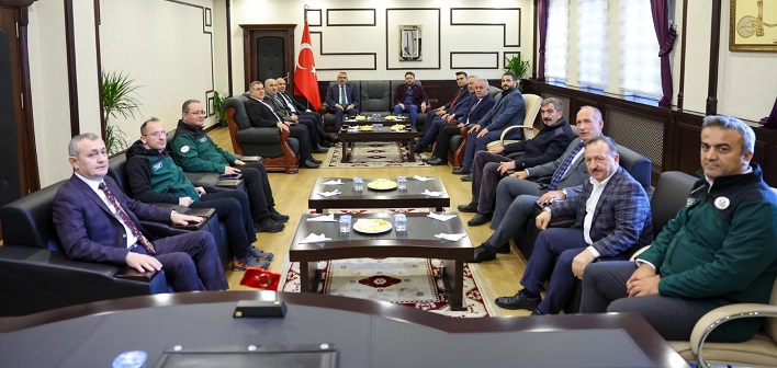 Vali Ve Milletvekillerinden İkizdere Çıkarması 