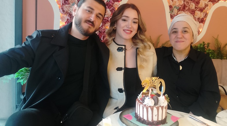 Gazeteci ve Üniversite Öğrencisi Gülcan Yıldırım 20. Yaşını Ailesinin Kutladı