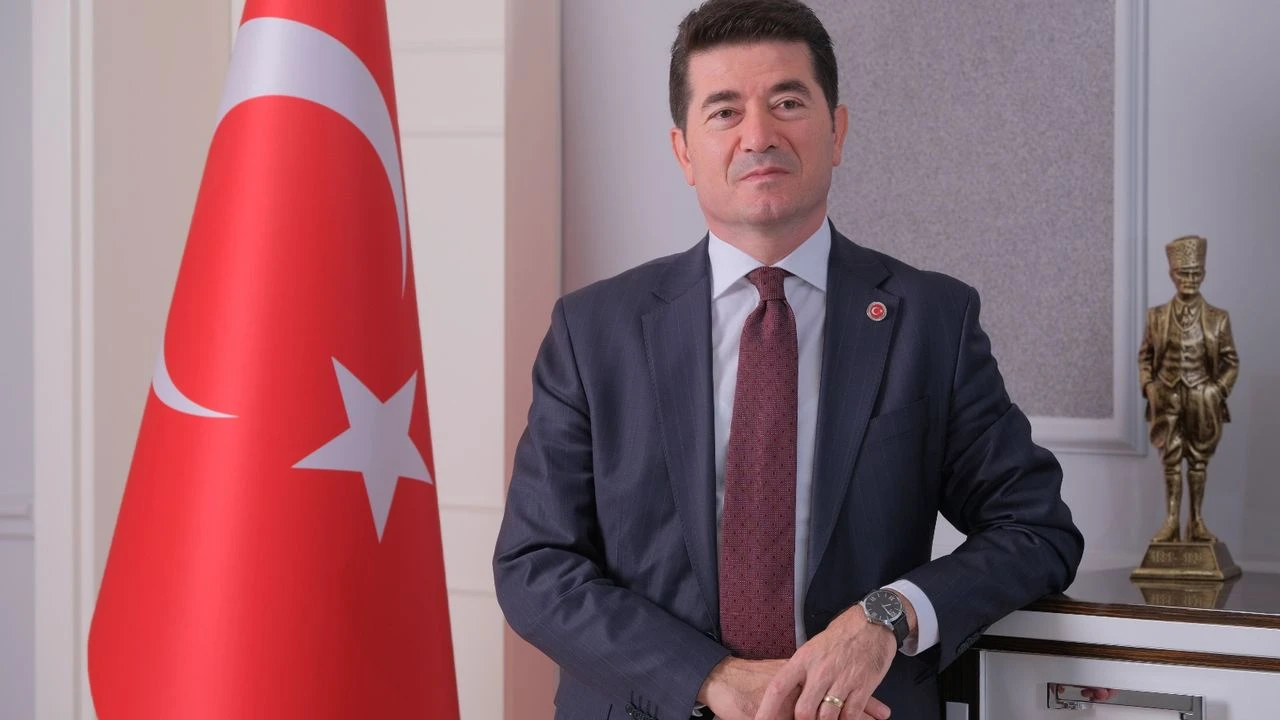 Başkan Kaya’dan 24 Kasım Öğretmenler Günü Mesajı: “Gelecek Sizlerin Eseri Olacak”