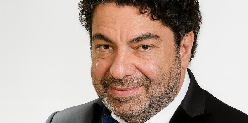Hakan Taşıyan, Karaciğer ve Böbrek Nakli Sonrası Senfonik ve Normal Konserlerle Sahnelere Hızlı Bir Dönüş Yapıyor