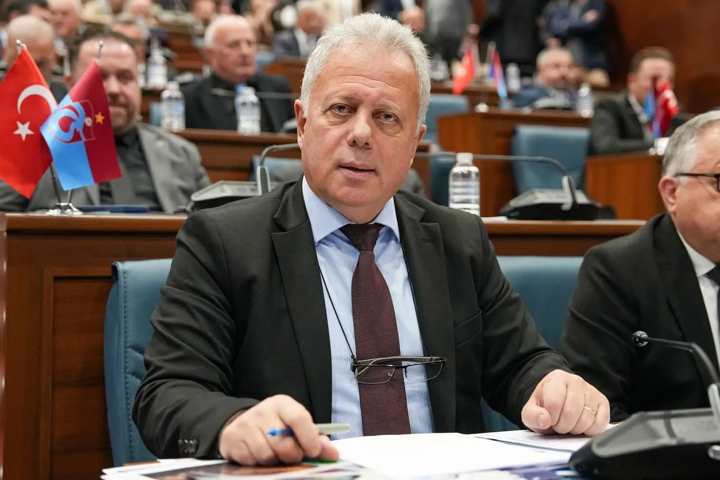 Araklı’daki Çöp Krizi Meclise Taşındı: Cüneyt Zorlu’dan Sert Eleştiriler