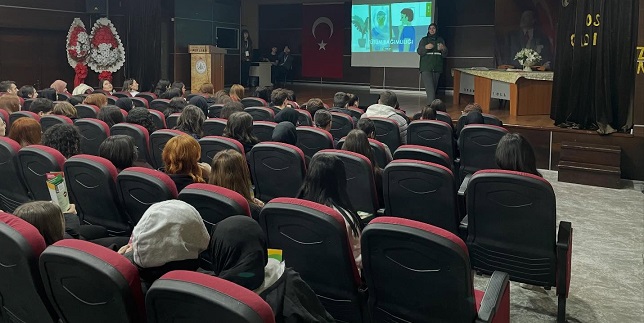 Rize Yeşilay’dan Gençlere Tütün Bağımlılığına Karşı Farkındalık Eğitimi