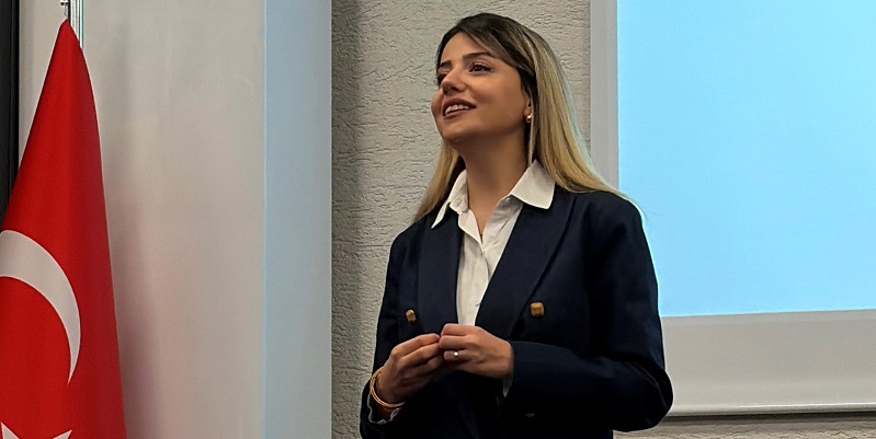 Uzm. Kl. Psk. Berfin Çetintaş’tan İlişkilerde Sağlıklı Bağlanma Üzerine Önemli Mesajlar