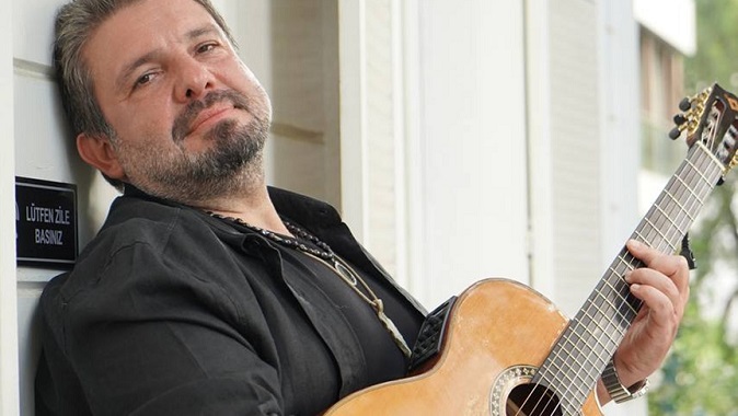 MUSTAFA AKAY’DAN YILIN SON KONSERİ KÖLN’DE