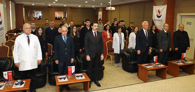 SANKO ÜNİVERSİTESİ’NDE GAZİANTEP’İN KURTULUŞUNUN 104’ÜNCÜ YIL DÖNÜMÜ NEDENİYLE TÖREN DÜZENLENDİ