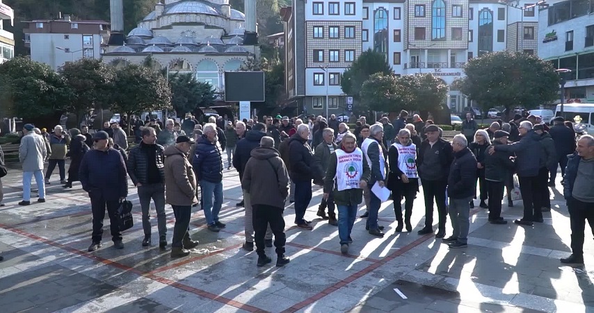 Emekliyi açlığa, yandaşı saltanata mahkûm eden bu düzenini yıkacağız