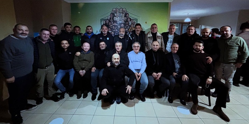 Çayelispor’ da Kritik Toplantı: Yönetimden Birlik ve Kararlılık Mesajı