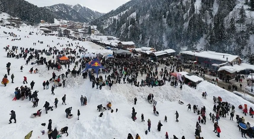 Dünyaca Ünlü Ayder Zirveyi Kimseye Bırakmadı