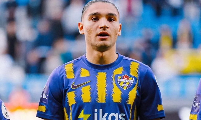 Çaykur Rizespor Transferde Harekete Geçti! Emir Ortakaya Resmen Yeşil-Mavili