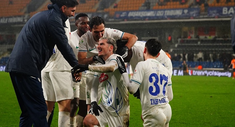Çaykur Rizespor Deplasmanda Pes Etmedi: Başakşehir’den 1 Puanla Döndü