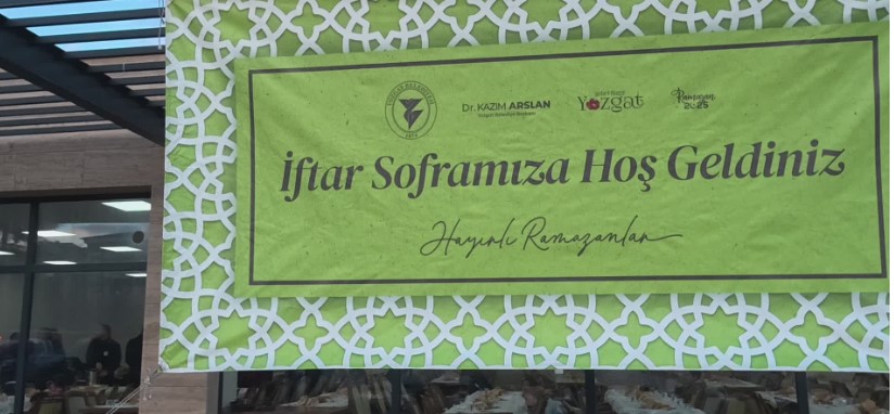Yozgat Belediyesi'nden bin 400 kişiye iftar