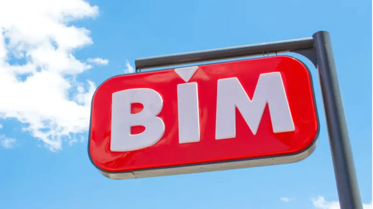 BİM 27 Şubat Cuma Kampanyasında Hangi Ürünler Var, Espresso Makinesi ve Şarjlı Dikey Süpürge Kaç TL?